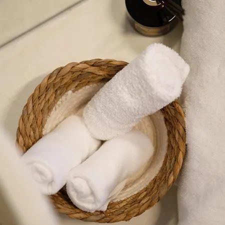 Delena's فندق مبيت وإفطار *