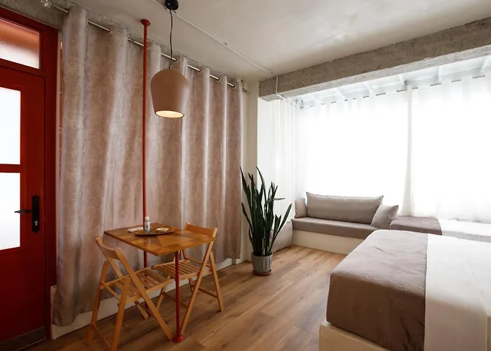 Bed & Breakfast Delena's Gjirokaster