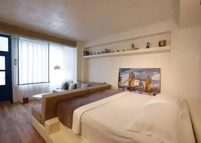 Bed & Breakfast Delena's Gjirokaster